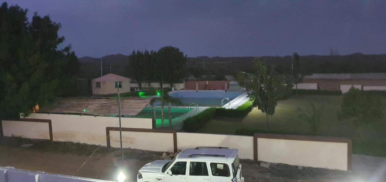 Krishna Farm & Forest Villa Bhuj Exterior photo